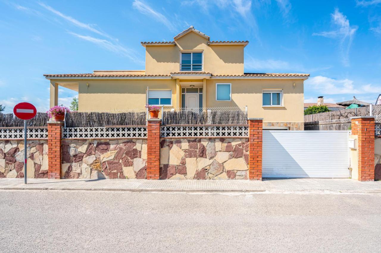 Llica d'Amunt Casa Familiar Con Piscina 빌라 외부 사진